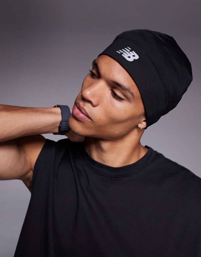 New Balance - Eng anliegende Sport-Mütze in Schwarz von New Balance