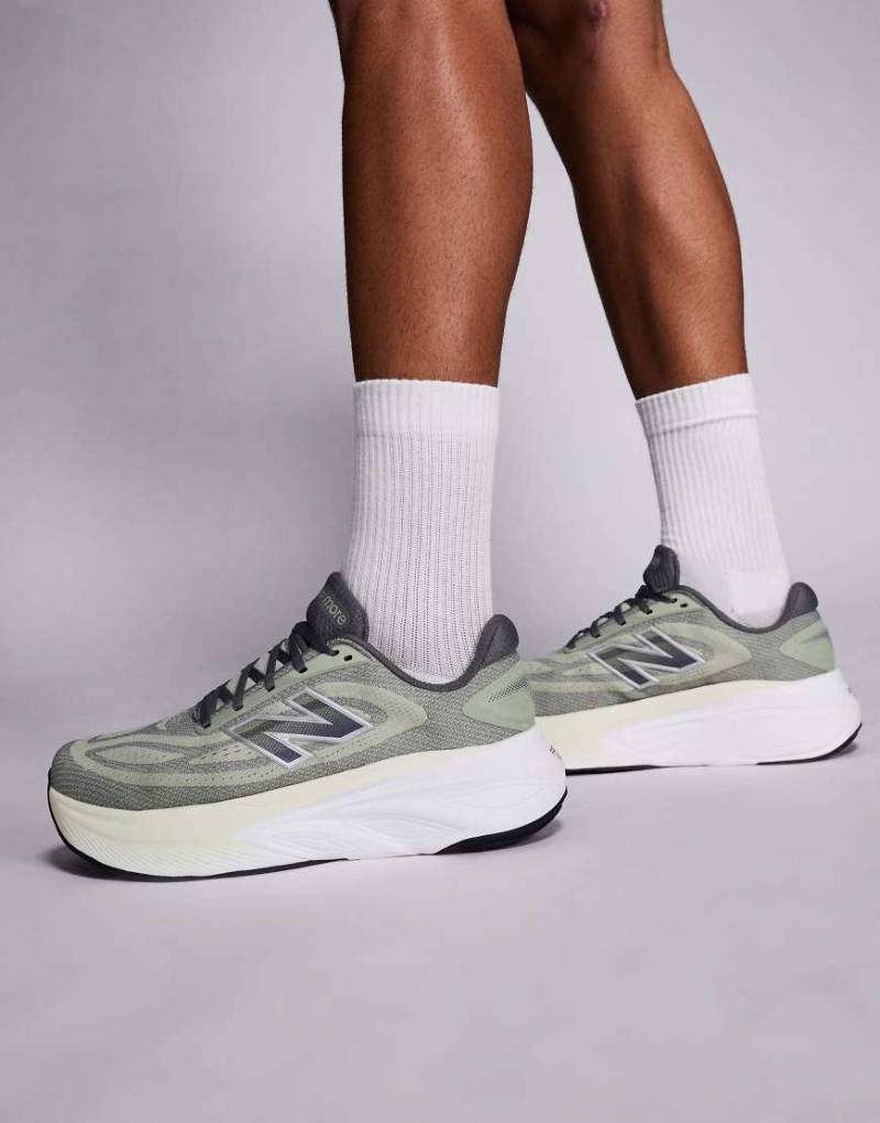 New Balance - Fresh Foam More - Lauf-Sneaker in Grün von New Balance