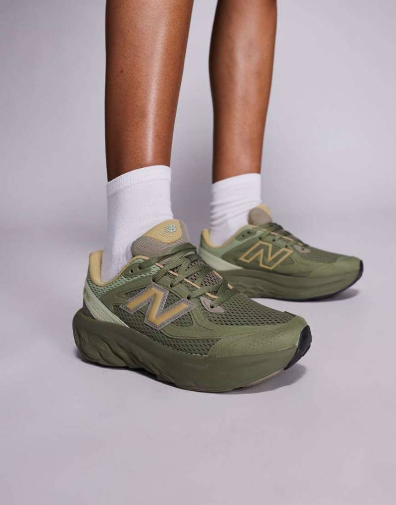 New Balance - Fresh Foam Unisex - Laufsneaker in Olivgrün und Beige von New Balance