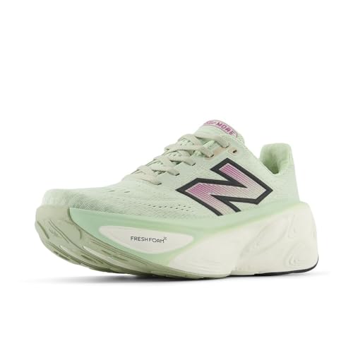 New Balance Women's Fresh Foam X More V5 Running Shoe, Natural Mint/Purple Fuchsia/Black, 8 Wide von New Balance