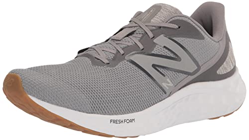 New Balance Herren Fresh Foam Arishi V4 Laufschuh, Marblehead/Castlerock/Silver Metallic, 42.5 EU von New Balance