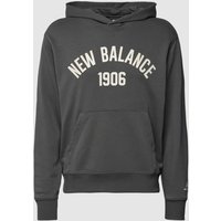 New Balance Hoodie mit Label-Print und Känguru-Tasche in Anthrazit, Größe S von New Balance