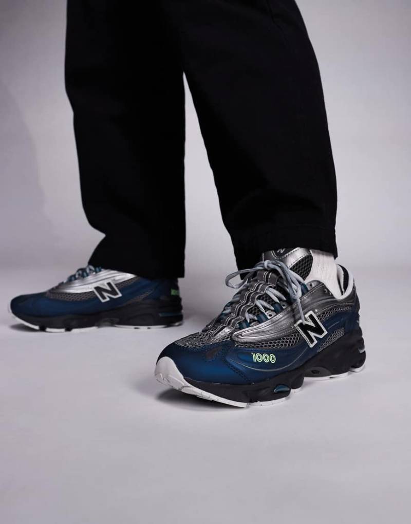 New Balance - M1000 - Sneaker in Petrol und Grau von New Balance