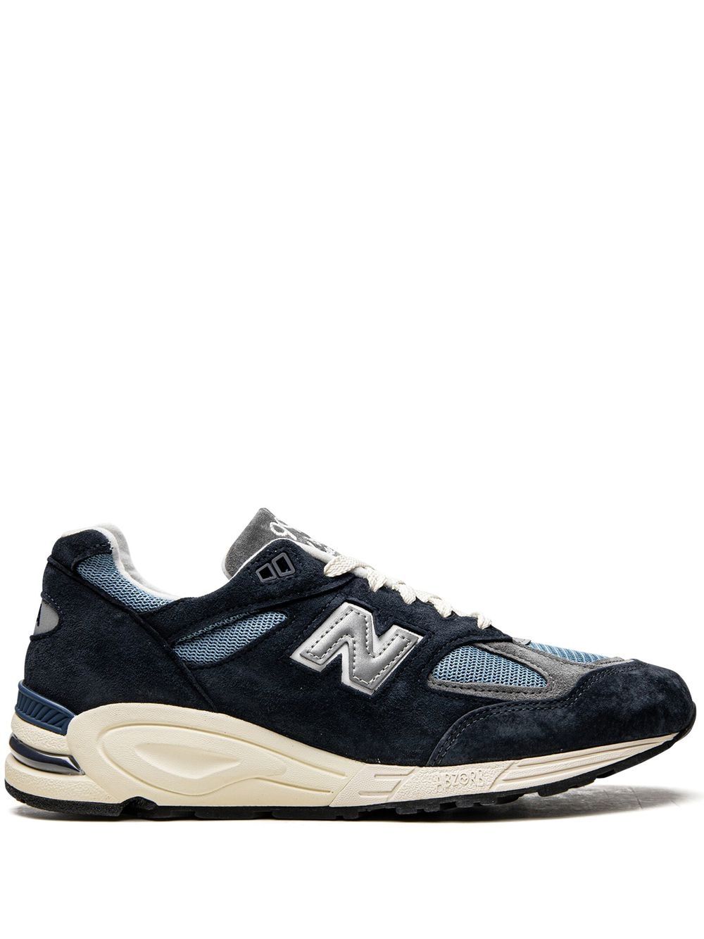 New Balance Made in USA 990v2 Sneakers - Blau von New Balance