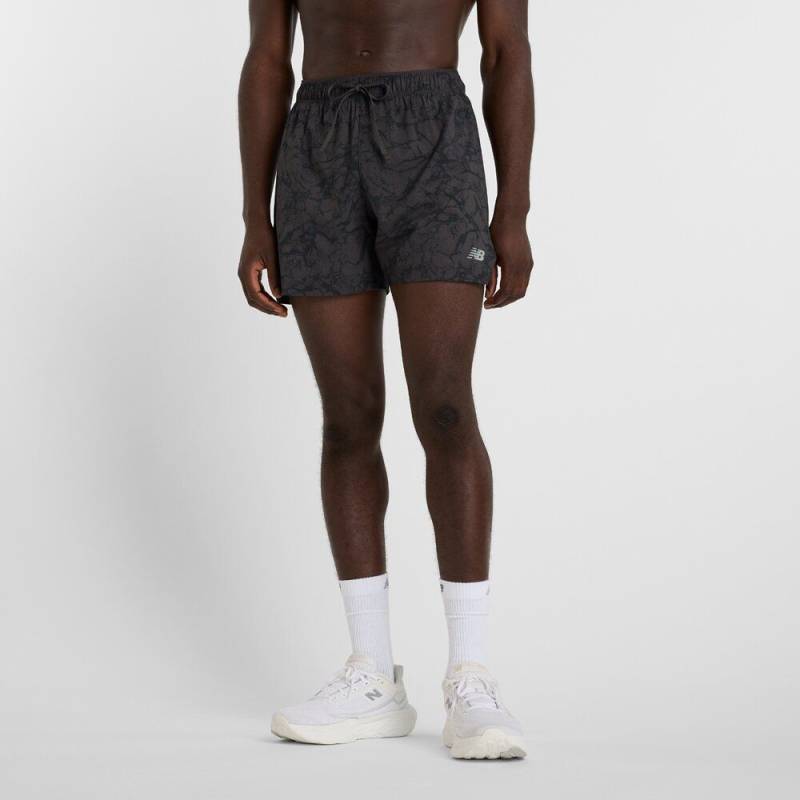 New Balance RC Printed Short 5 Herren Laufshorts XL von New Balance