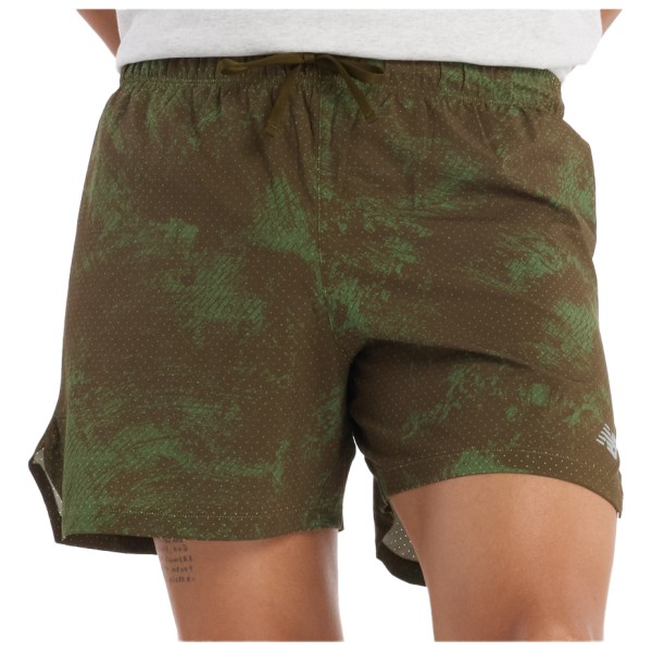 New Balance - RC Printed Short 5'' - Laufshorts Gr S braun von New Balance