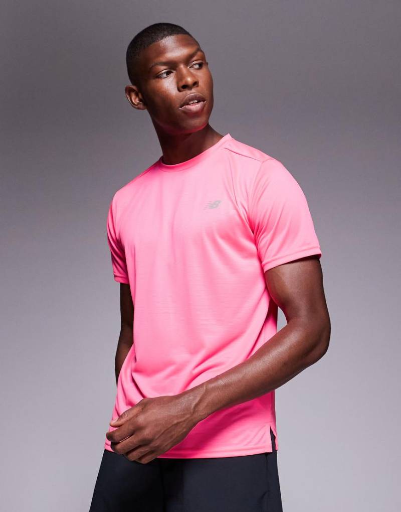 New Balance - Sport Essential - T-Shirt in leuchtendem Rosa von New Balance