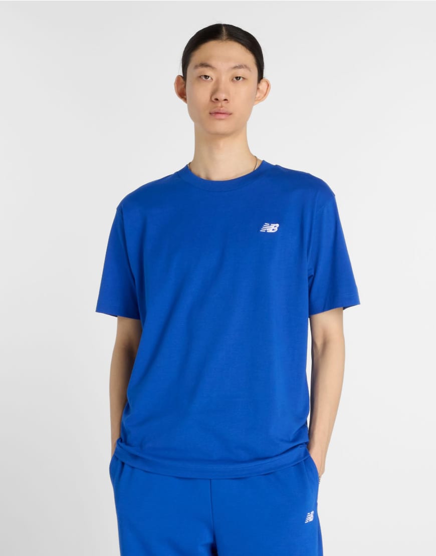 New Balance - Sport Essentials - T-Shirt aus Baumwolle in Edelsteinblau von New Balance