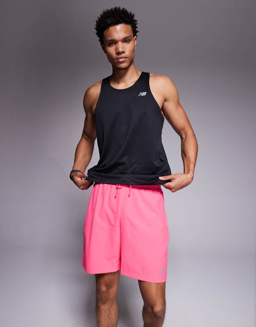 New Balance - Sport - Shorts in leuchtendem Rosa, 7 Zoll Schrittlänge New Balance - Sport - Shorts in leuchtendem Rosa, 7 Zoll Schrittlänge von New Balance