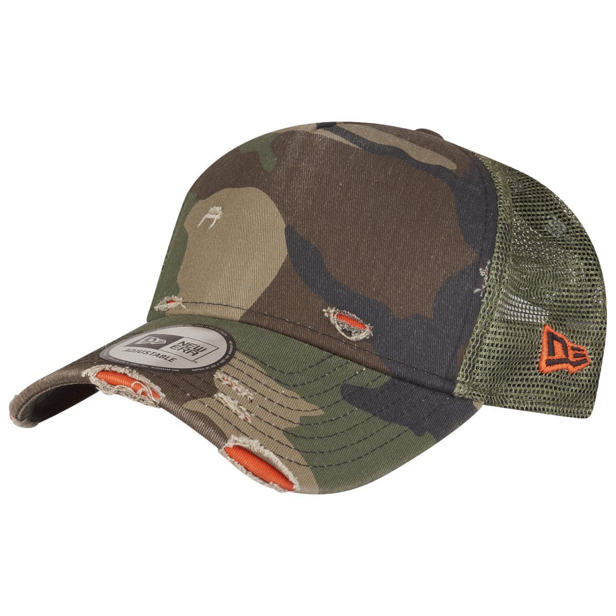 New Era Adjustable Trucker Cap - DISTRESSED wood camo von New Era