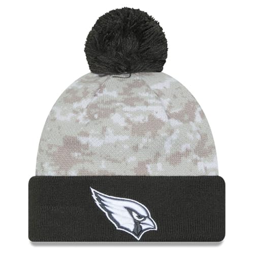 New Era Herren NFL 2024 Salute to Service Digital Cuffed Knit Hat mit Bommel von New Era