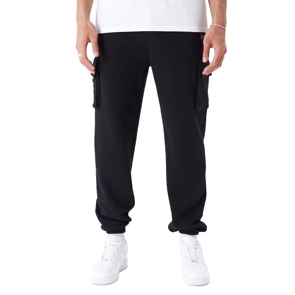 New Era Jogger CARGO Sweatpants - schwarz von New Era