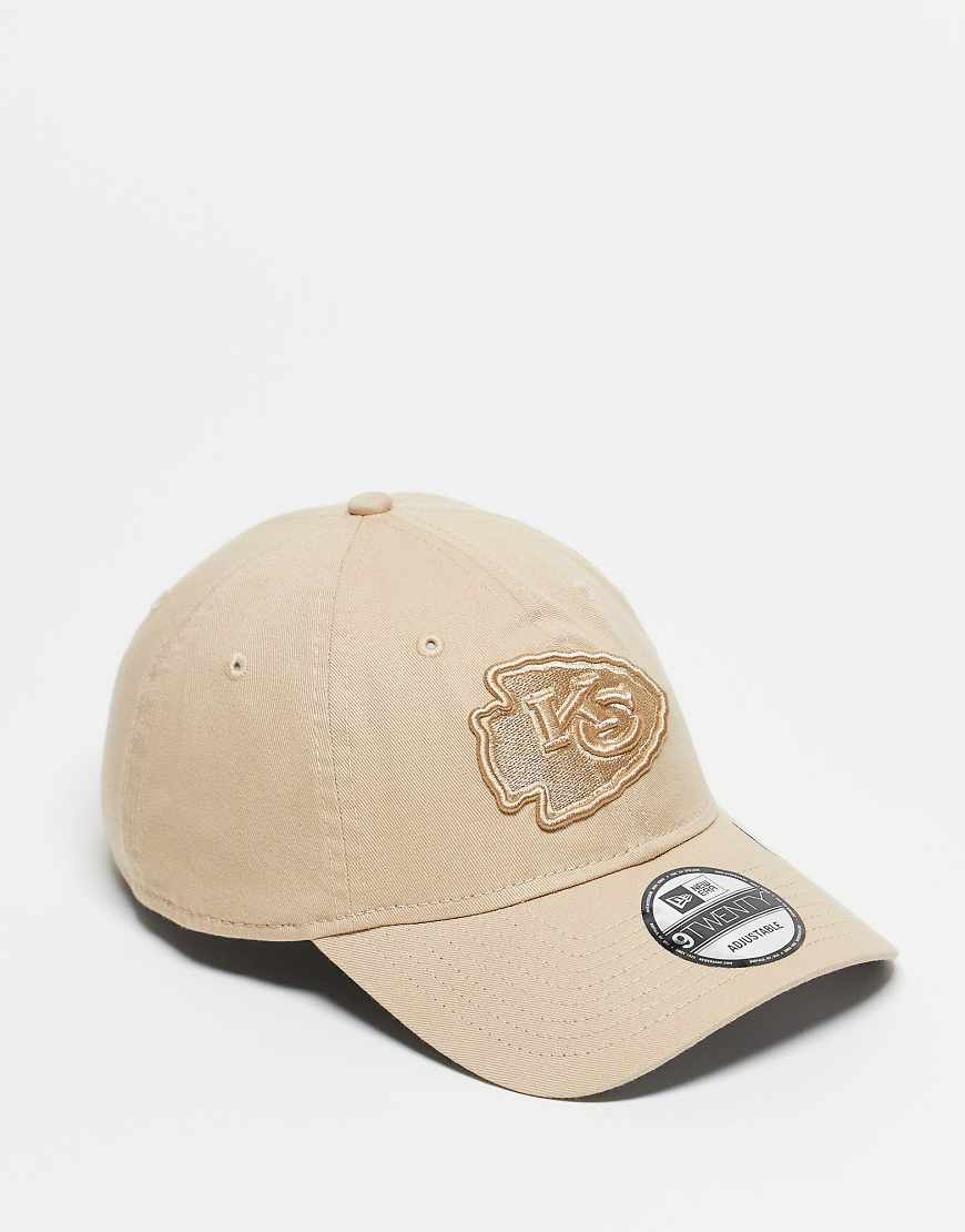 New Era - Kansas City Chiefs 9Twenty - Kappe mit farblich abgestimmtem Logo in Beige-Neutral von New Era
