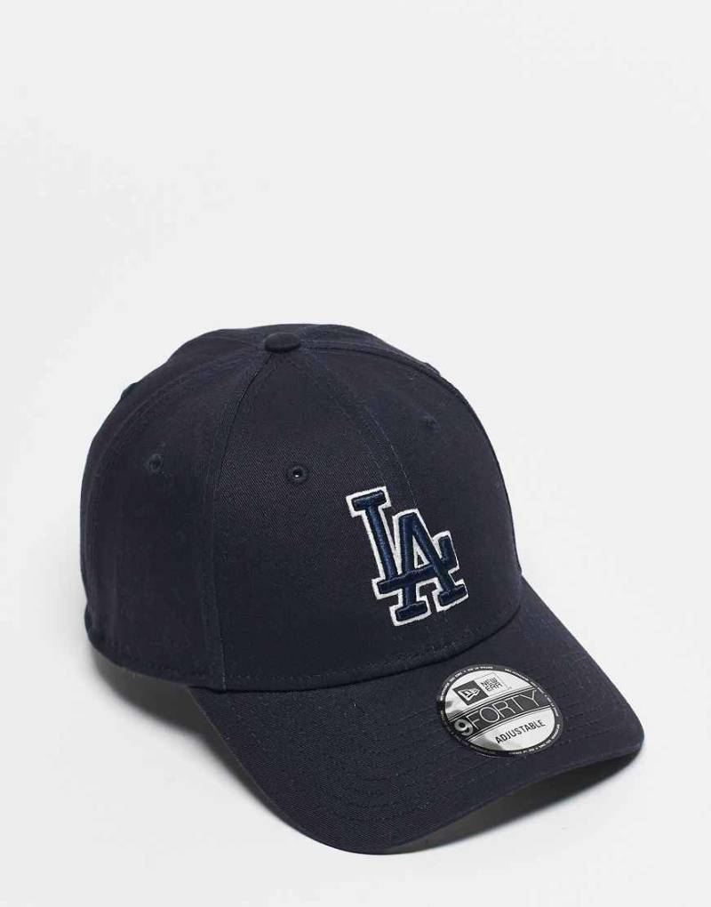 New Era - Los Angeles Dodgers 9Forty - Kappe in Marineblau mit Kontur-Logo von New Era