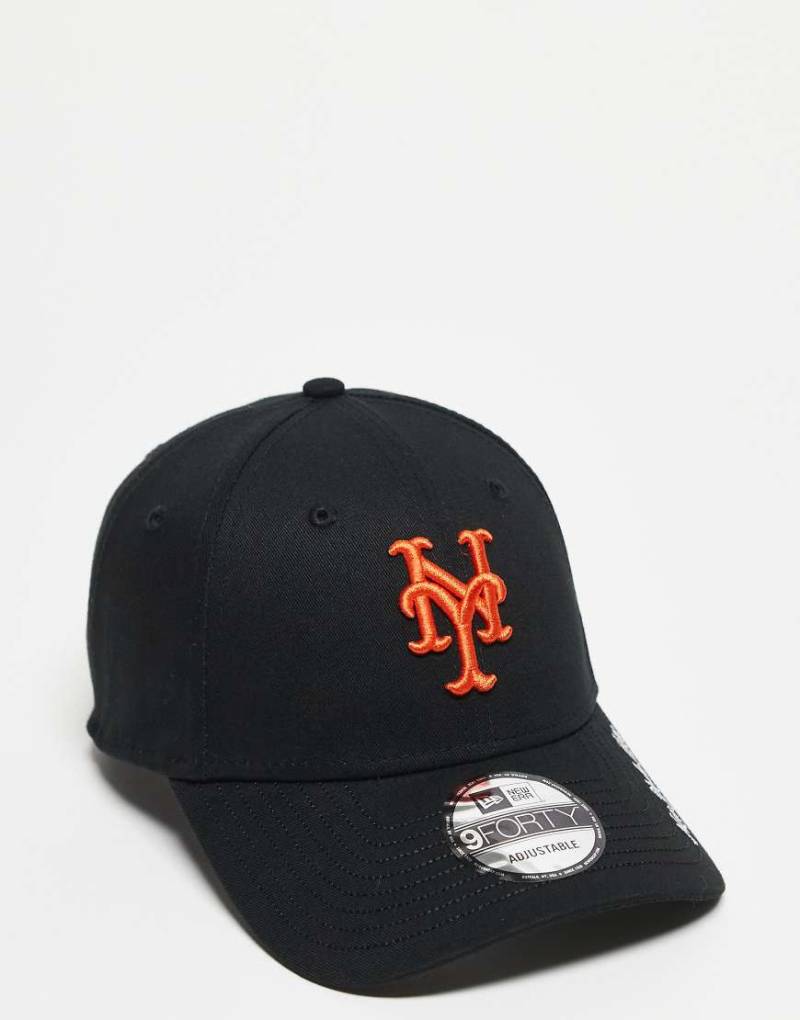 New Era - NY Mets 9Forty - Kappe in Schwarz mit seitlichem Logo-Schriftzug von New Era