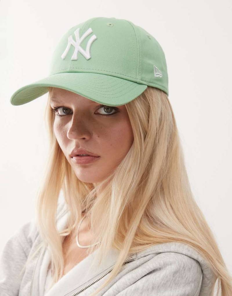 New Era - NY Yankees 9Forty - Damen-Kappe in Grün New Era - NY Yankees 9Forty - Damen-Kappe in Grün von New Era