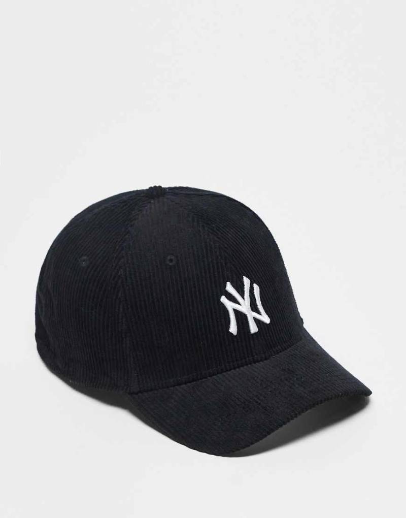 New Era - NY Yankees 9Forty - Kappe aus Cord in Schwarz von New Era