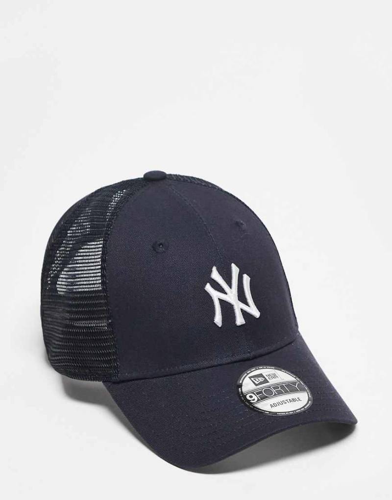 New Era - NY Yankees 9Forty - Trucker-Kappe in Schwarz von New Era