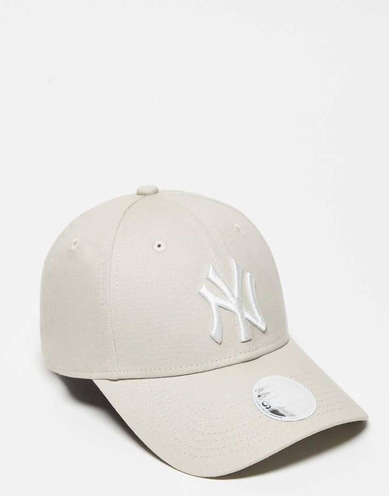 New Era - NY Yankees 9forty - Kappe in Beige-Neutral New Era - NY Yankees 9forty - Kappe in Beige-Neutral von New Era