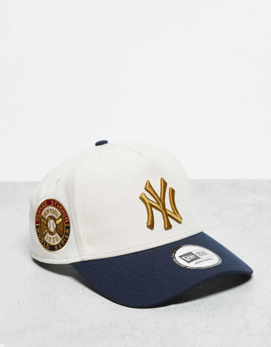 New Era - NY Yankees E-Frame - Kappe in Beige mit kontrastierendem Schirm in Marineblau-Bunt von New Era