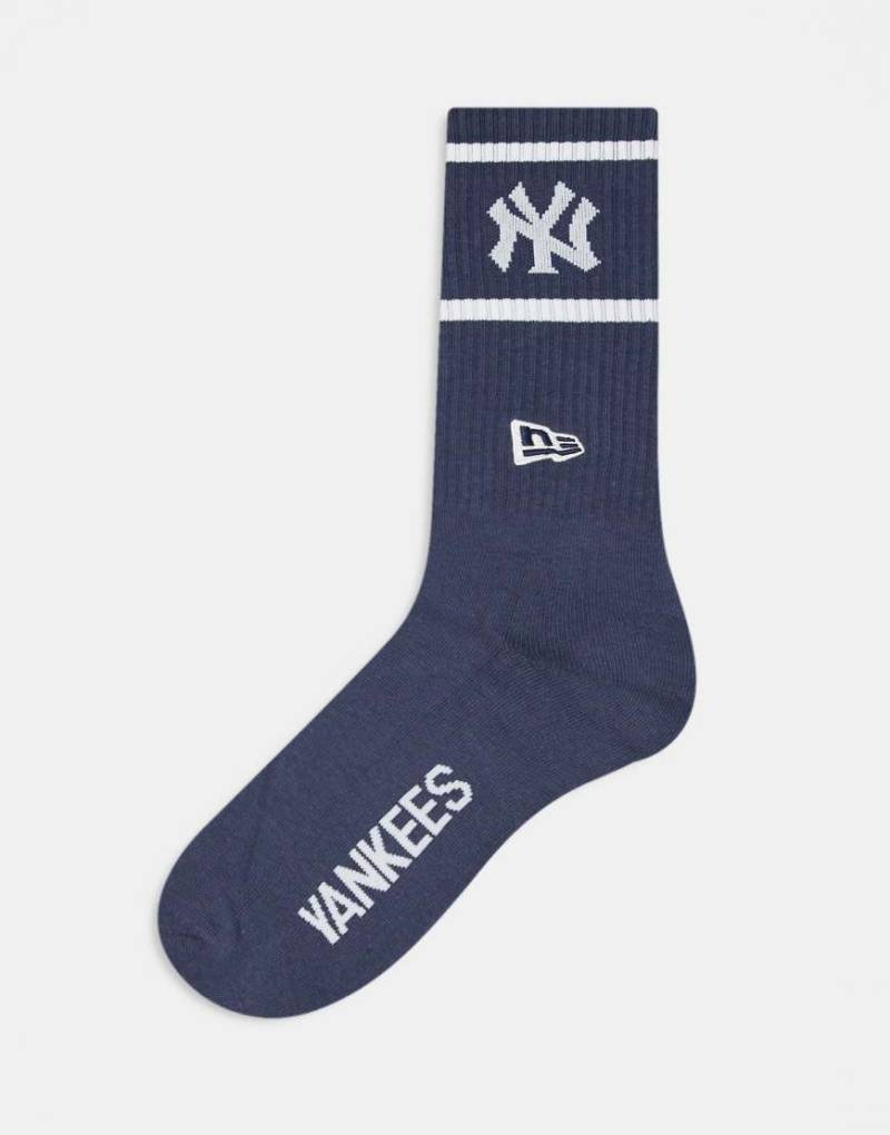 New Era - NY Yankees - Socken in Blau mit Logo New Era - NY Yankees - Socken in Blau mit Logo von New Era