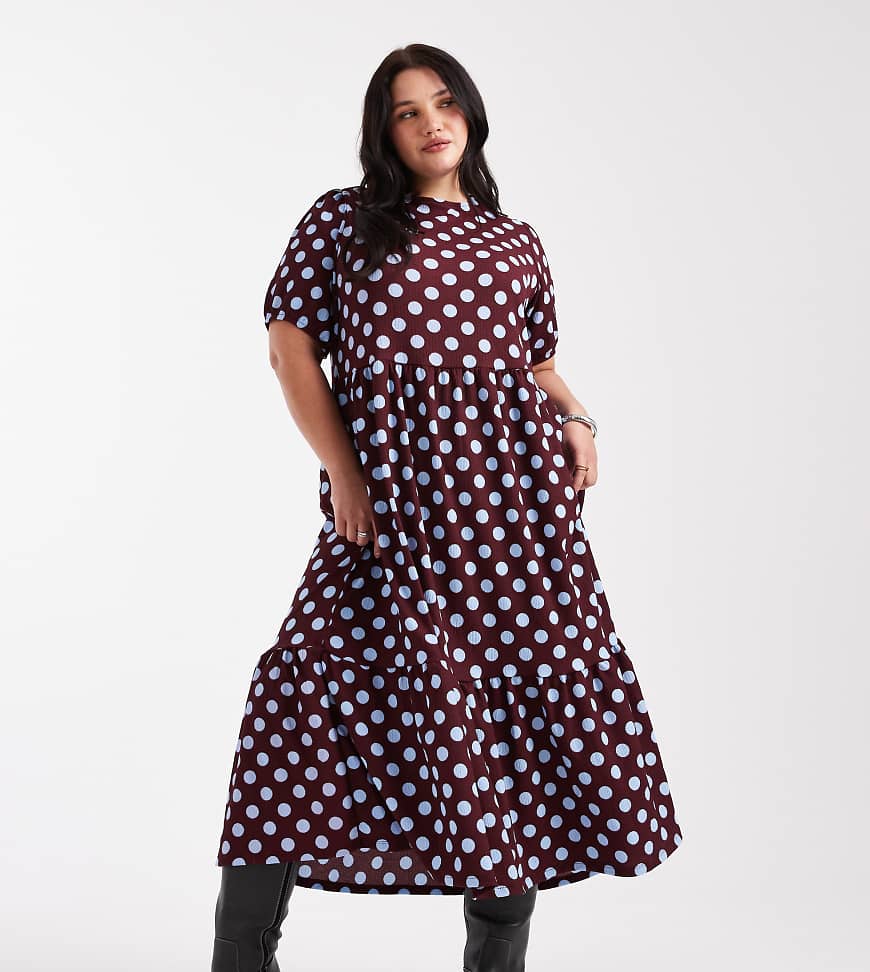 New Look Curve - Gepunktetes Midikleid in Burgunderrot mit Crinkle-Schleife hinten New Look Curve - Gepunktetes Midikleid in Burgunderrot mit Crinkle-Schleife hinten von New Look Plus
