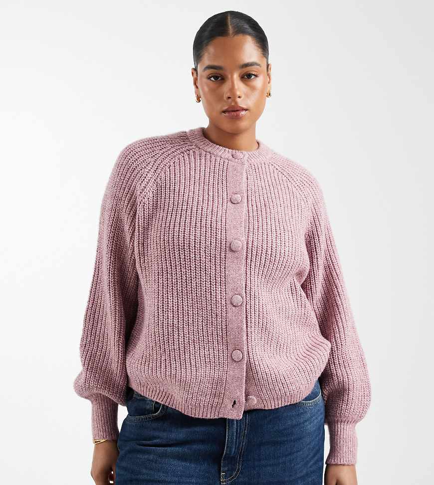 New Look Curve - Gerippte Strickjacke in Rosa mit Raglanärmeln von New Look Plus