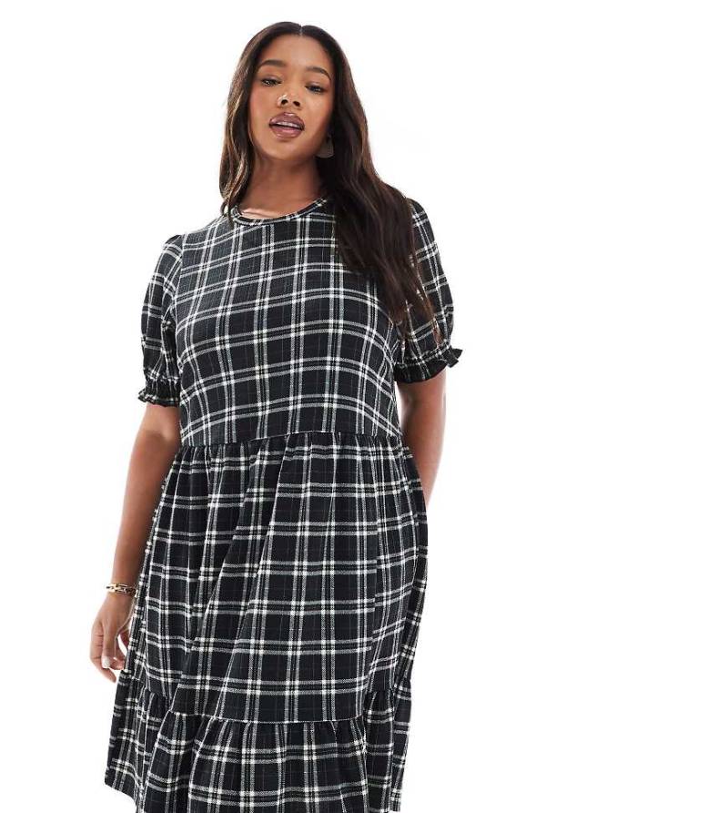 New Look Curve - Kurzes Hängerkleid in Schwarz mit Knitterstruktur von New Look Plus