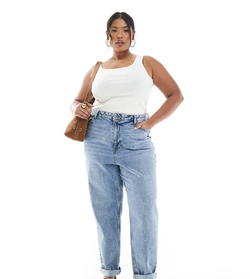 New Look Curve - Mom-Jeans in Blau von New Look Plus