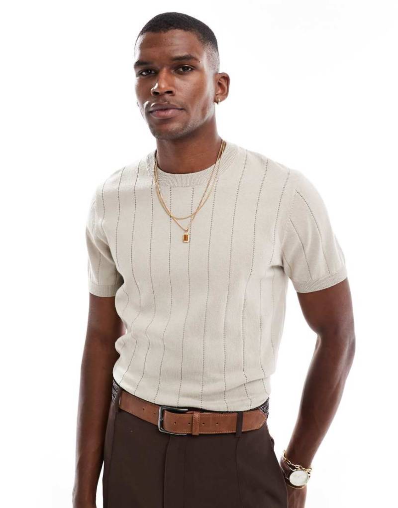 New Look - Gestricktes T-Shirt in Wollweiß von New Look