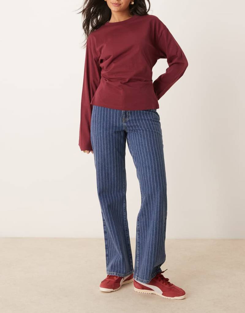 New Look - Adalae - Jeans in Mittelblau mit Streifen und weitem Bein von New Look