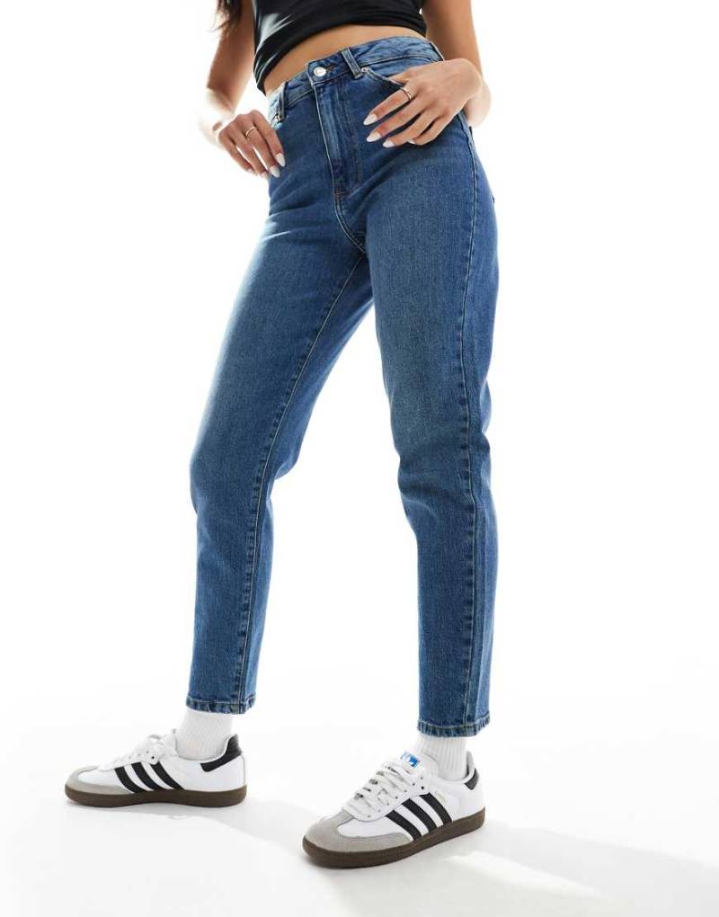 New Look - Beverley - Mom-Jeans in Blau von New Look