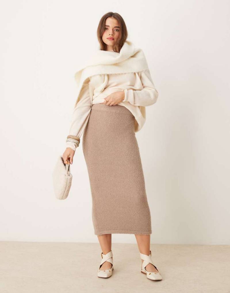 New Look - Bouclé-Midirock in Nerzbraun-Neutral von New Look