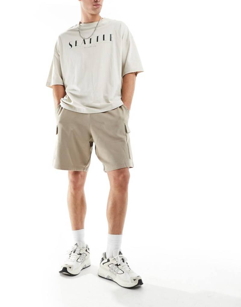 New Look - Cargoshorts aus Jersey in Steingrau-Neutral von New Look