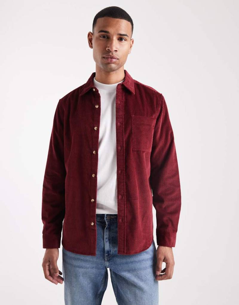 New Look - Cordhemd in Burgunderrot von New Look