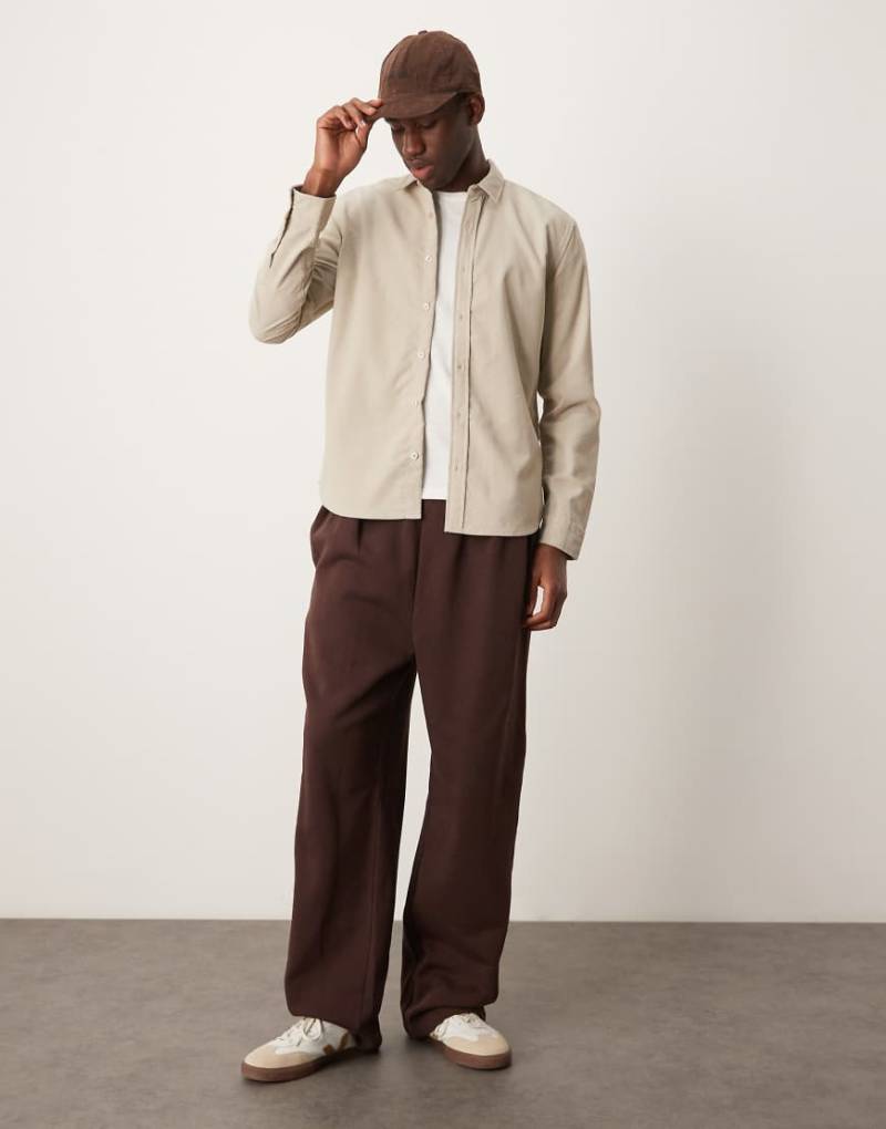 New Look - Cordhemd in Stein-Neutral von New Look