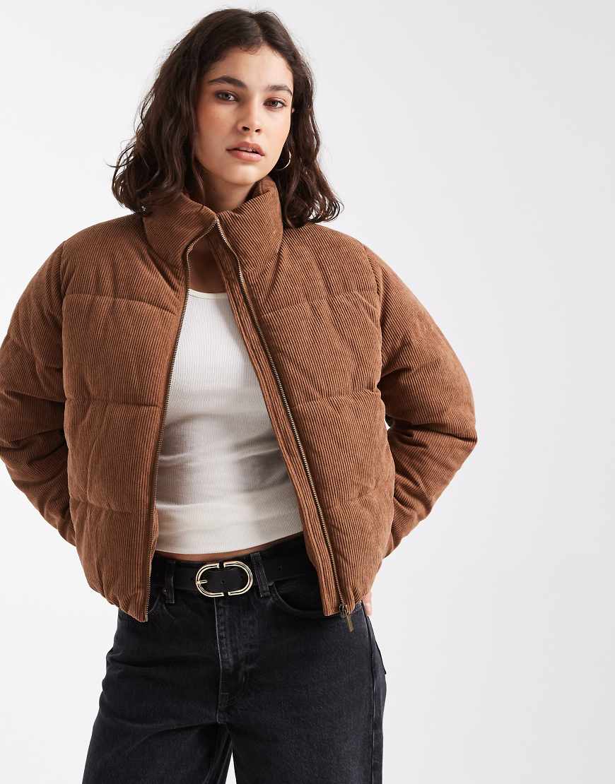 New Look - Cropped-Steppjacke aus Cord in Hellbraun-Brown von New Look