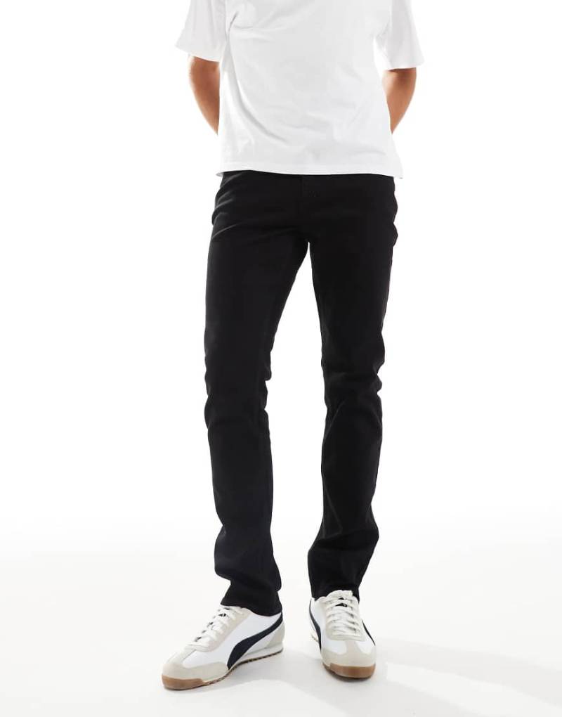 New Look - Eng anliegende Jeans in Schwarz von New Look