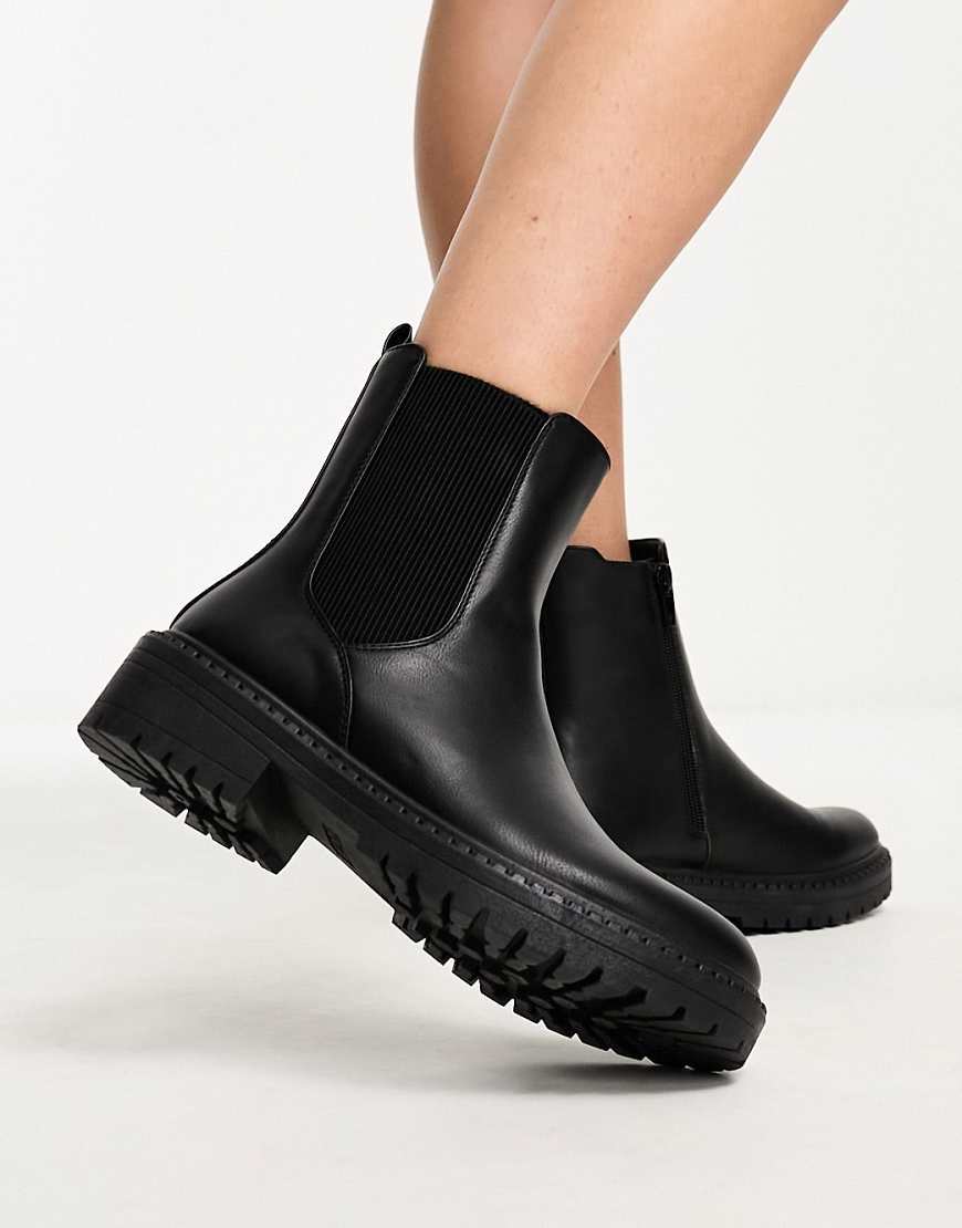 New Look - Flache, robuste Chelsea-Stiefel in Schwarz New Look - Flache, robuste Chelsea-Stiefel in Schwarz von New Look