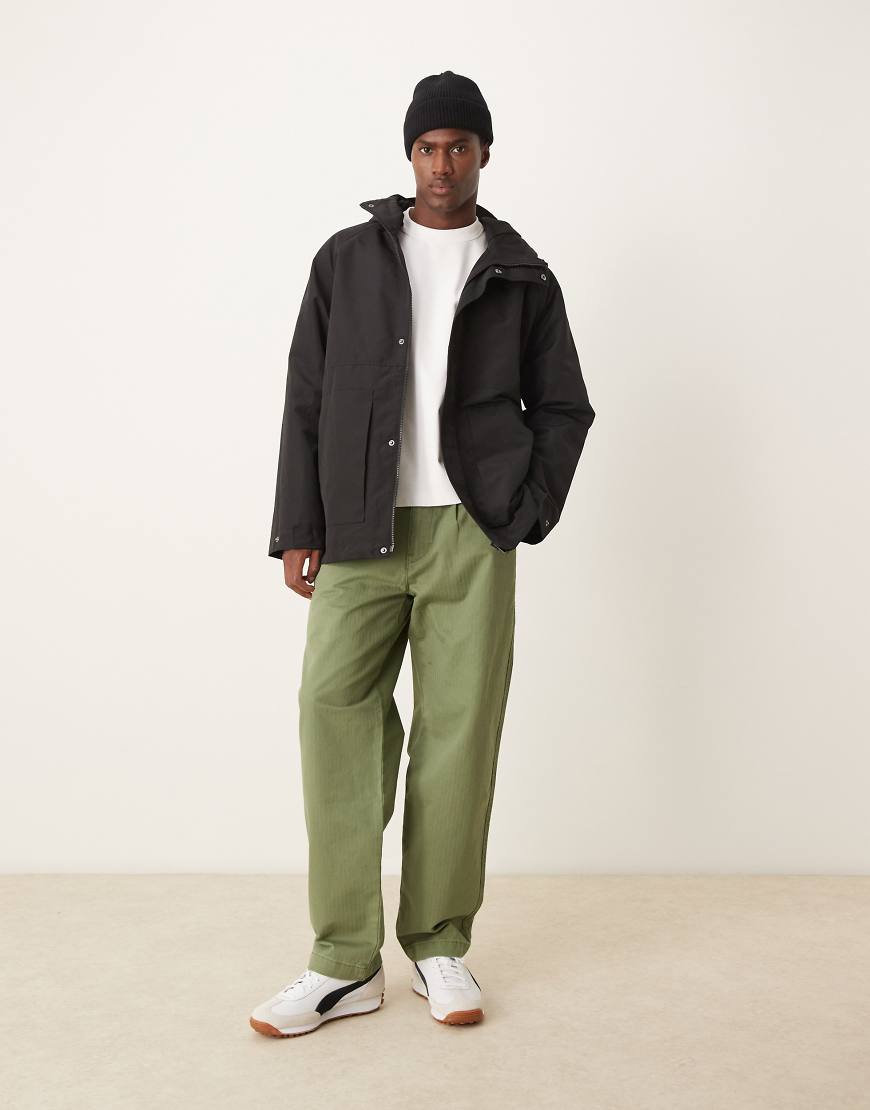 New Look - Funktionaler Parka in Schwarz mit Kapuze von New Look