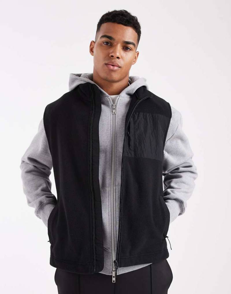 New Look - Funktionsweste aus Fleece in Schwarz von New Look