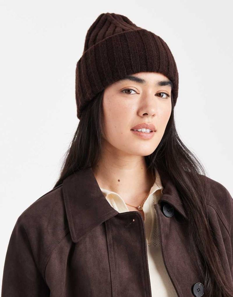 New Look - Gerippte Mütze in Braun-Brown von New Look