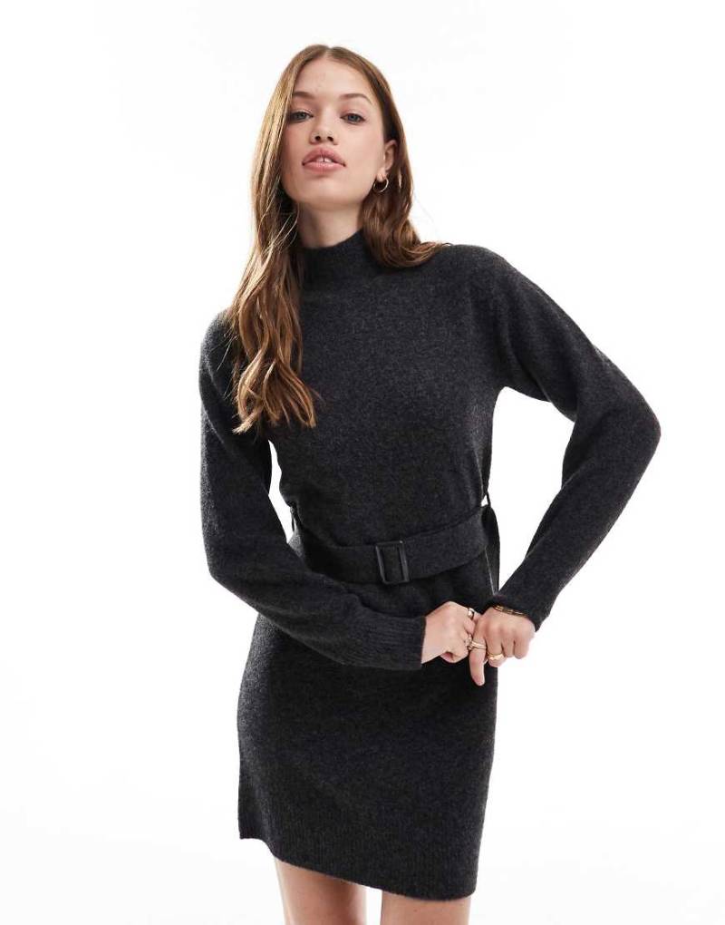 New Look - Graues Mini-Strickkleid in Grau mit Gürtel von New Look
