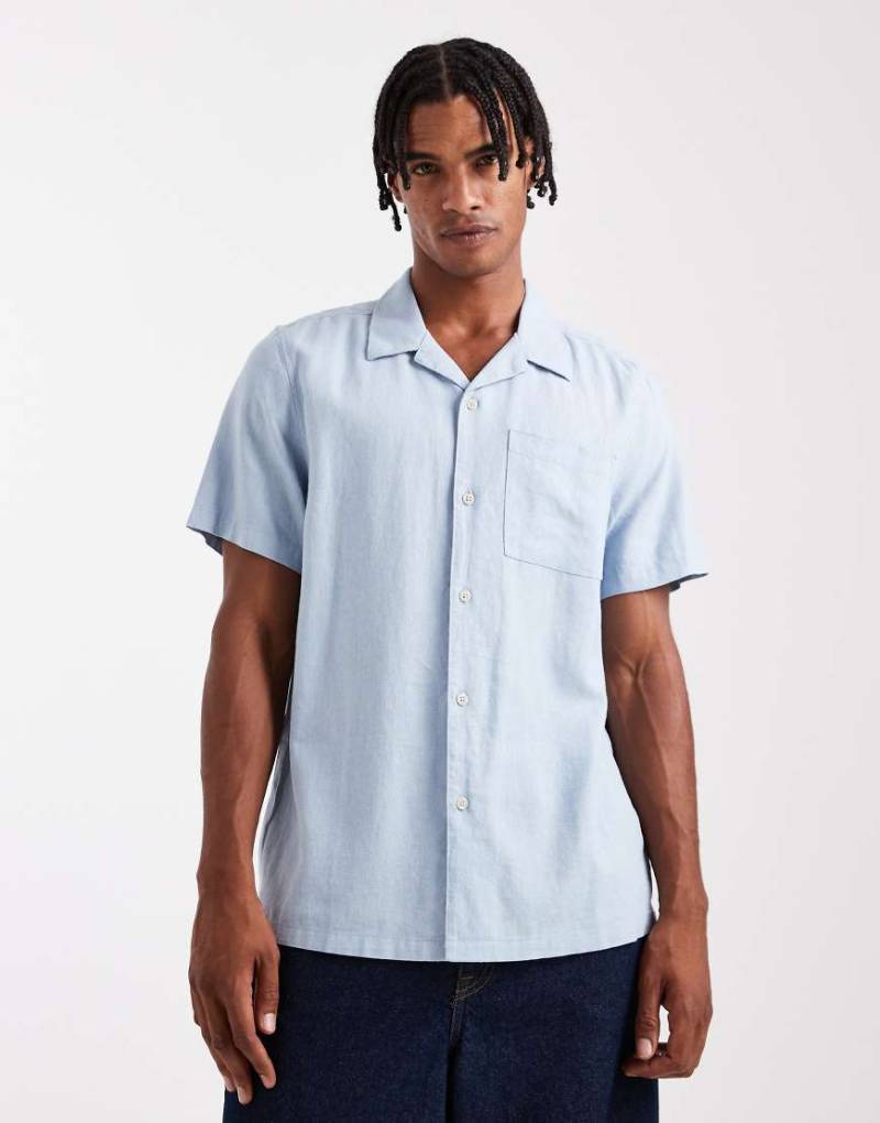 New Look - Hemd in Hellblau Leinenoptik mit Reverskragen von New Look