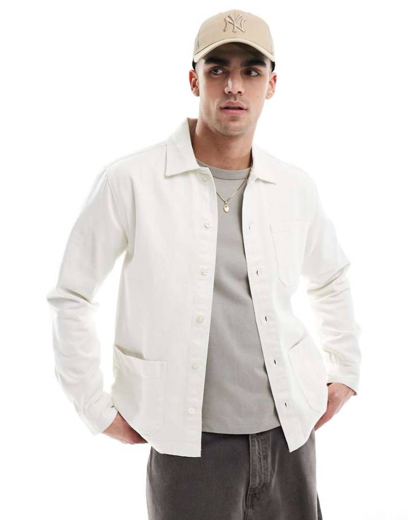 New Look - Hemdjacke aus Twill in Wollweiß von New Look