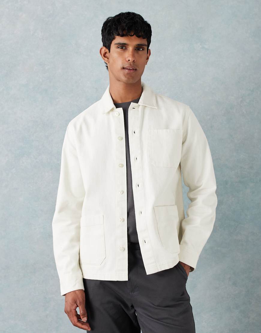 New Look - Hemdjacke aus Twill in Wollweiß von New Look