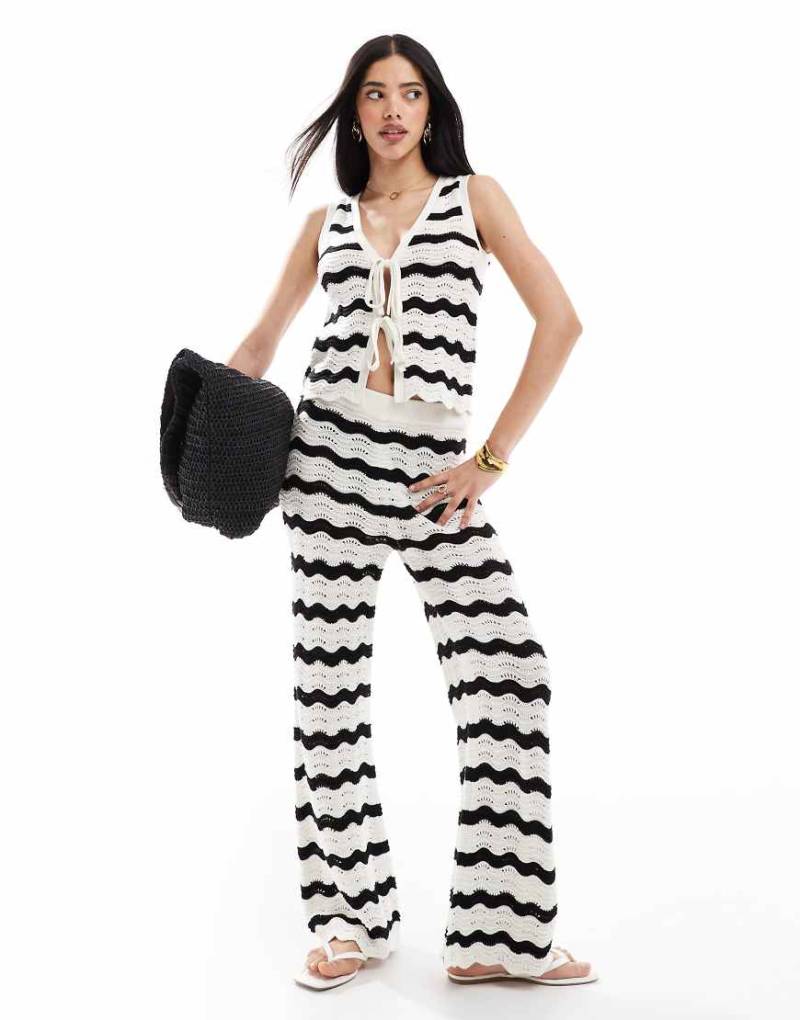 New Look - Hose mit Wellenstrickmuster in Schwarz, Kombiteil von New Look