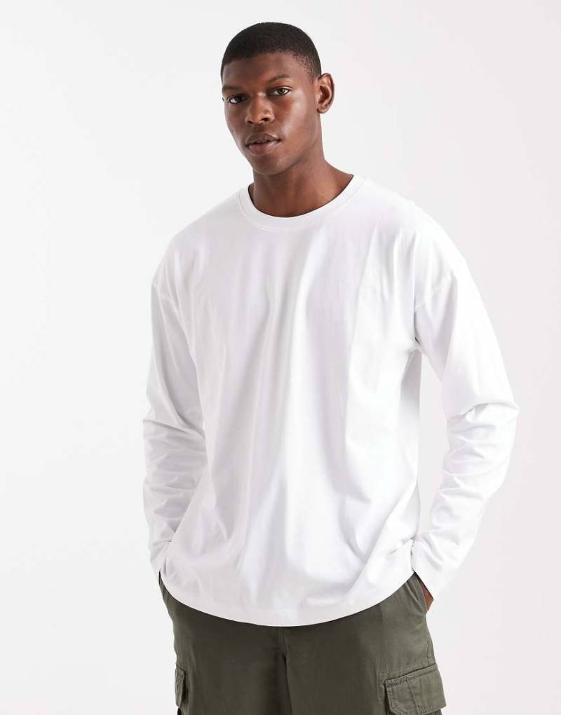 New Look - Langärmliges Oversize-Shirt mit Print in Weiß von New Look