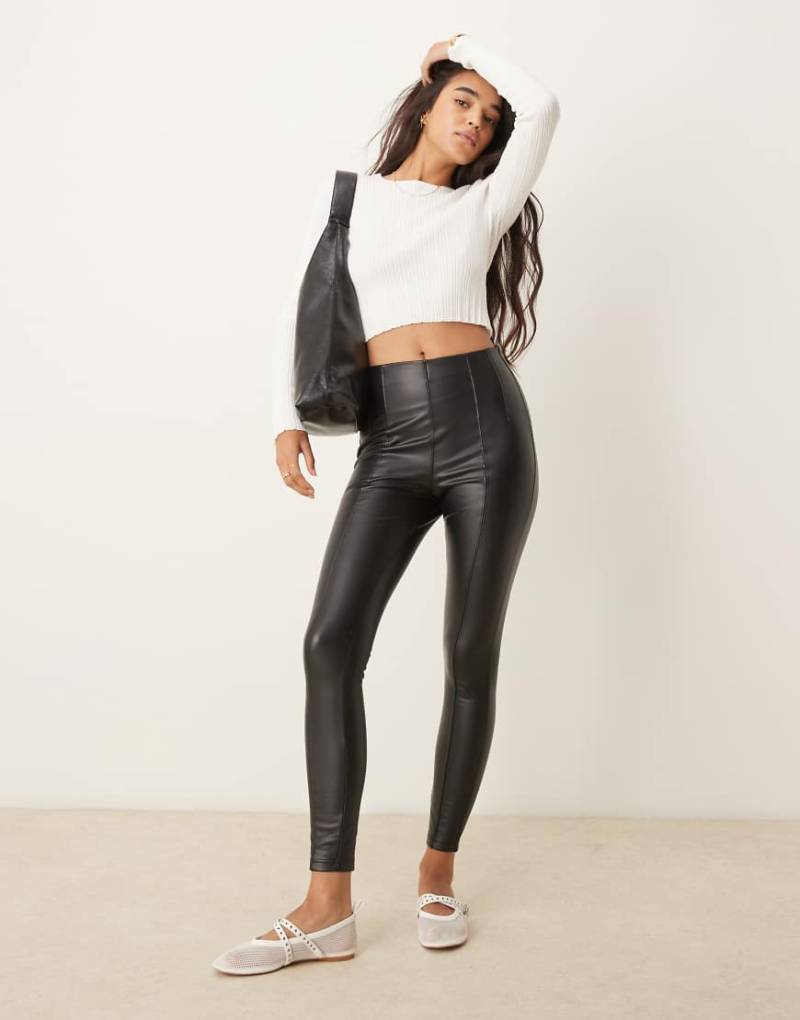 New Look - Leggings aus PU in Schwarz von New Look