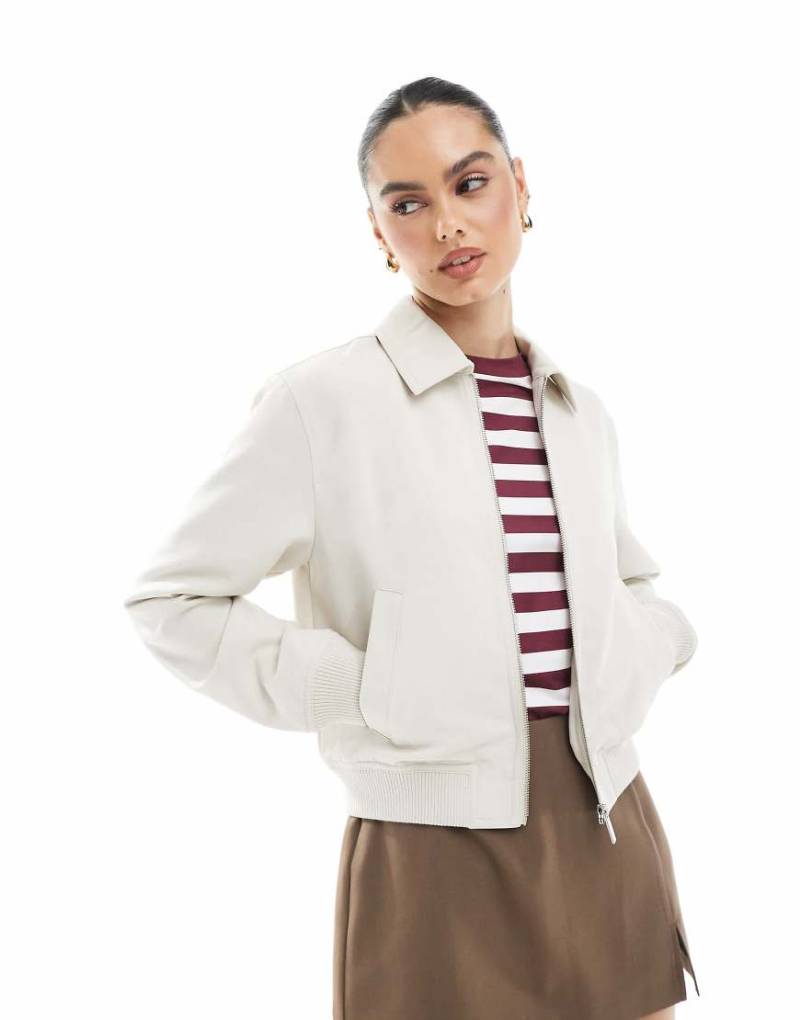 New Look - Leichte Bomberjacke in Steingrau-Neutral von New Look
